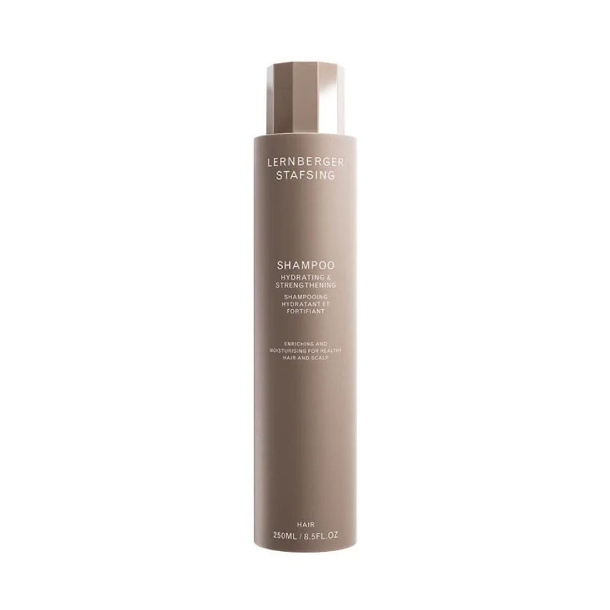 Lernberger Stafsing Hydrating & Strengthening Shampoo i 250 ml flaske