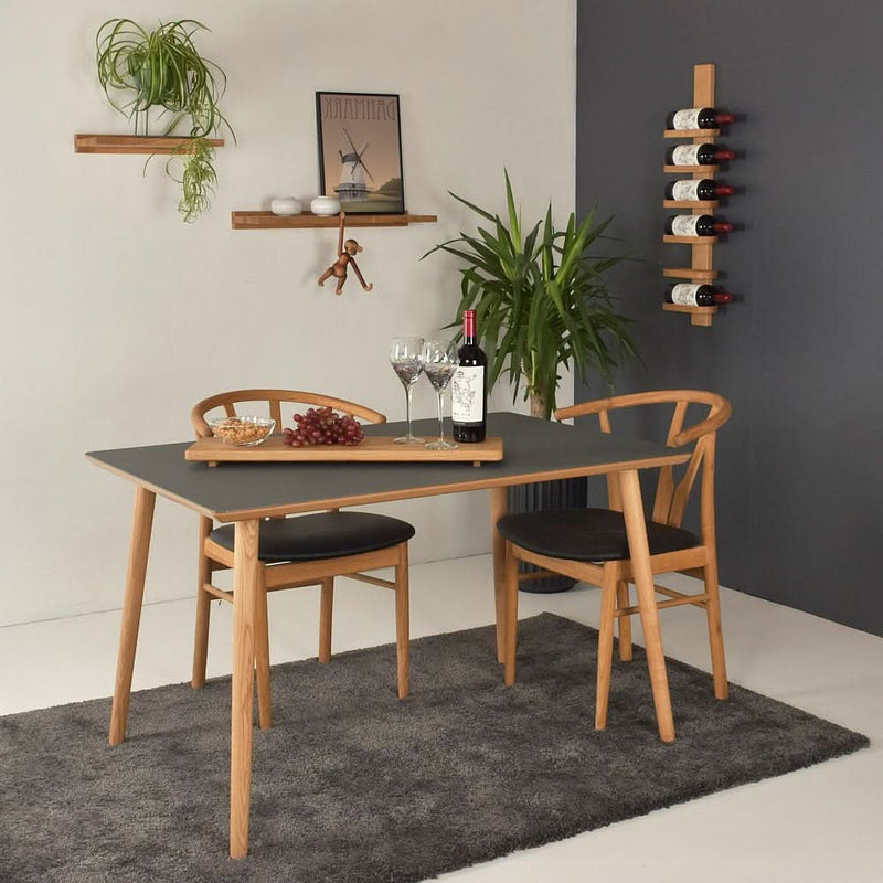 Se tilbud på Wilma spisebord i 6 farver, 90x160 cm. Billigt udsalg! Hurtig levering, 1-2 hverdage. Spar op til 51%.