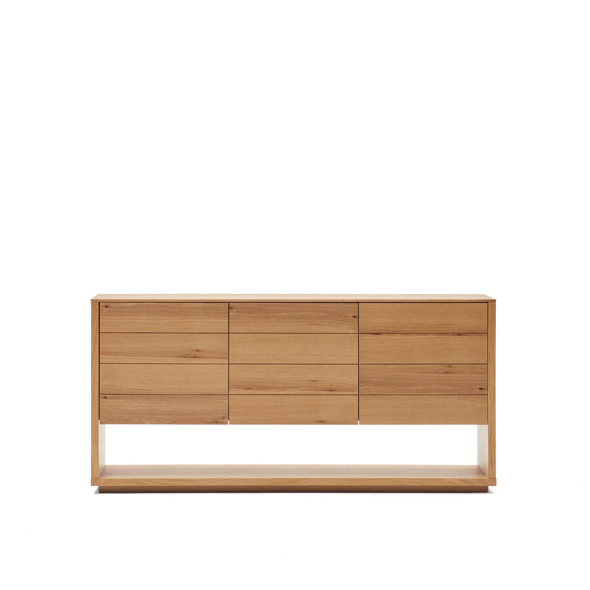 Se KAVE HOME Alguema skænk, m. 3 låger og hylder - natur egefinér (151x40) ❤ Kæmpe udvalg i Kave Home - Køb online på udsalg og tilbud lige nu ❤ Meget billig fragt og hurtig levering: 1 - 2 hverdage - Varenummer: Boboonline-110113 og barcode / Ean: 8433840804439 på lager - Udsalg på Møbler,Skænke,
Møbler,
Skænke i egetræ,
Dagligstue,
Køkken / Køkkenalrum, Spar op til 51% - Over 785 kendte brands på udsalg