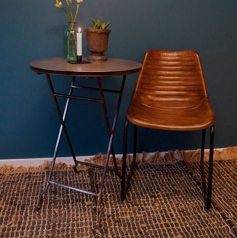 Se Bella - metal café bord med en rå finish ❤ Kæmpe udvalg i 3-nordic - Køb online på udsalg og tilbud lige nu ❤ Hurtig levering til lave fragtpriser - Varenummer: 3-nordic-3836 og barcode / Ean: 5740002208787 på lager - Udsalg på Spisestue - Spiseborde - Moderne designs - unikt, nytænkende og individuelt Spar helt op til 79% - Over 2.739 kendte brands på udsalg