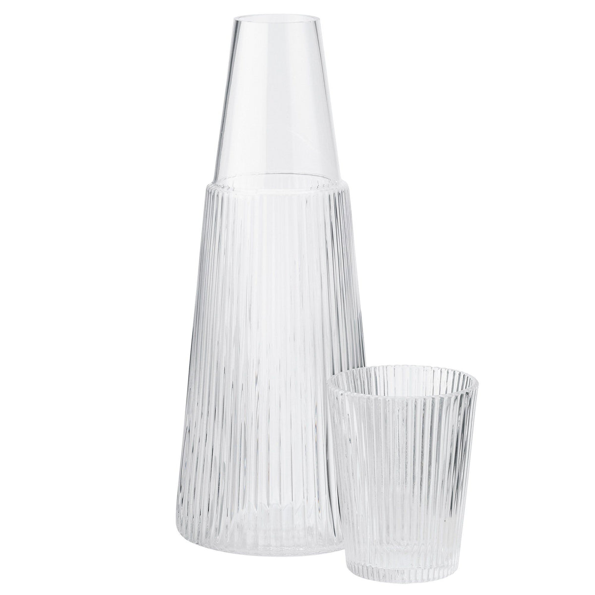 Stelton Pilastro karaffel på 1 liter med ribbet overflade og tilhørende glas, klar