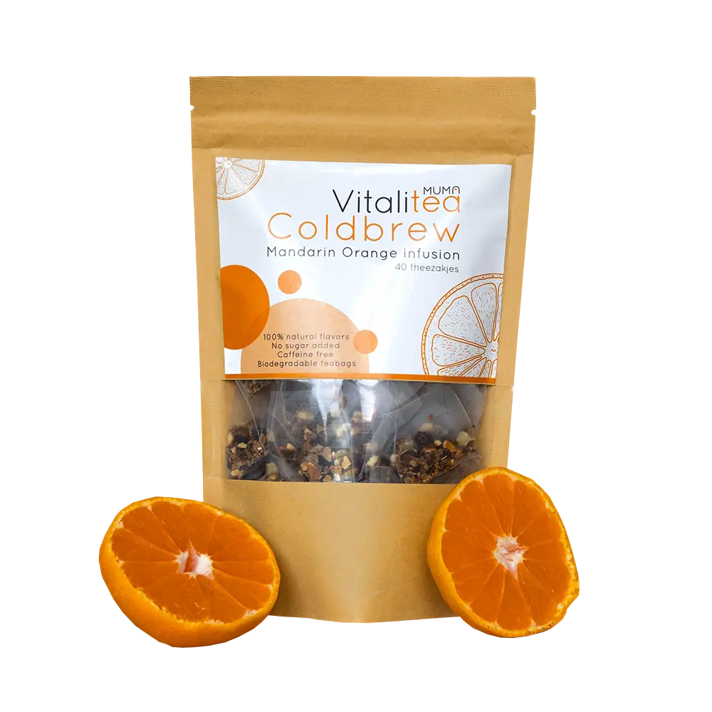 Muma Mandarin og Appelsin coldbrew te med frugtstykker