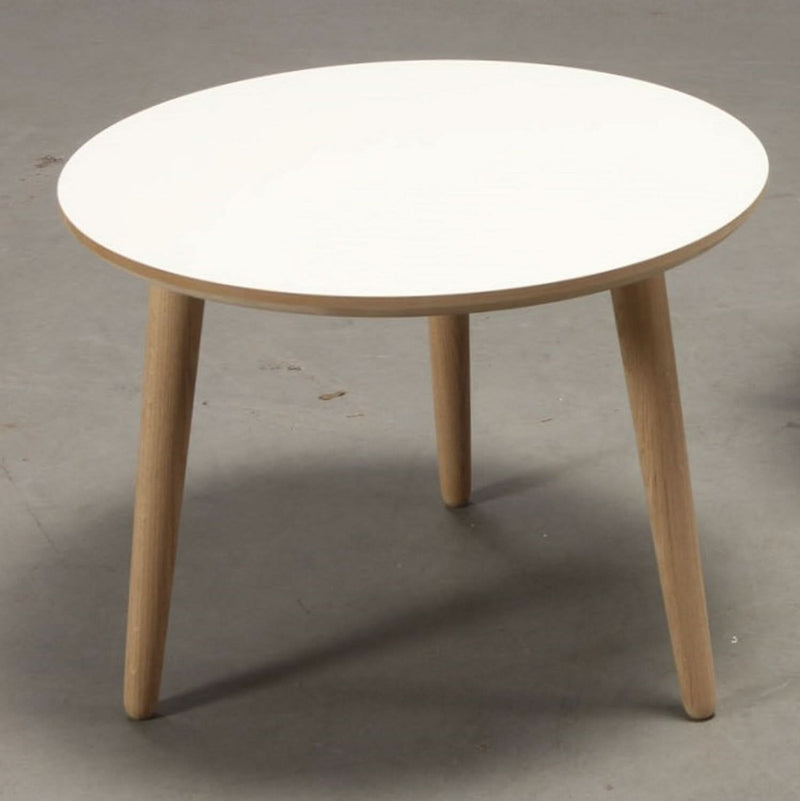 CT 20 - Sofabord i hvid laminat med ege ben, vælg mellem 4 størrelser Højde 40 cm Rund ø 50 cm