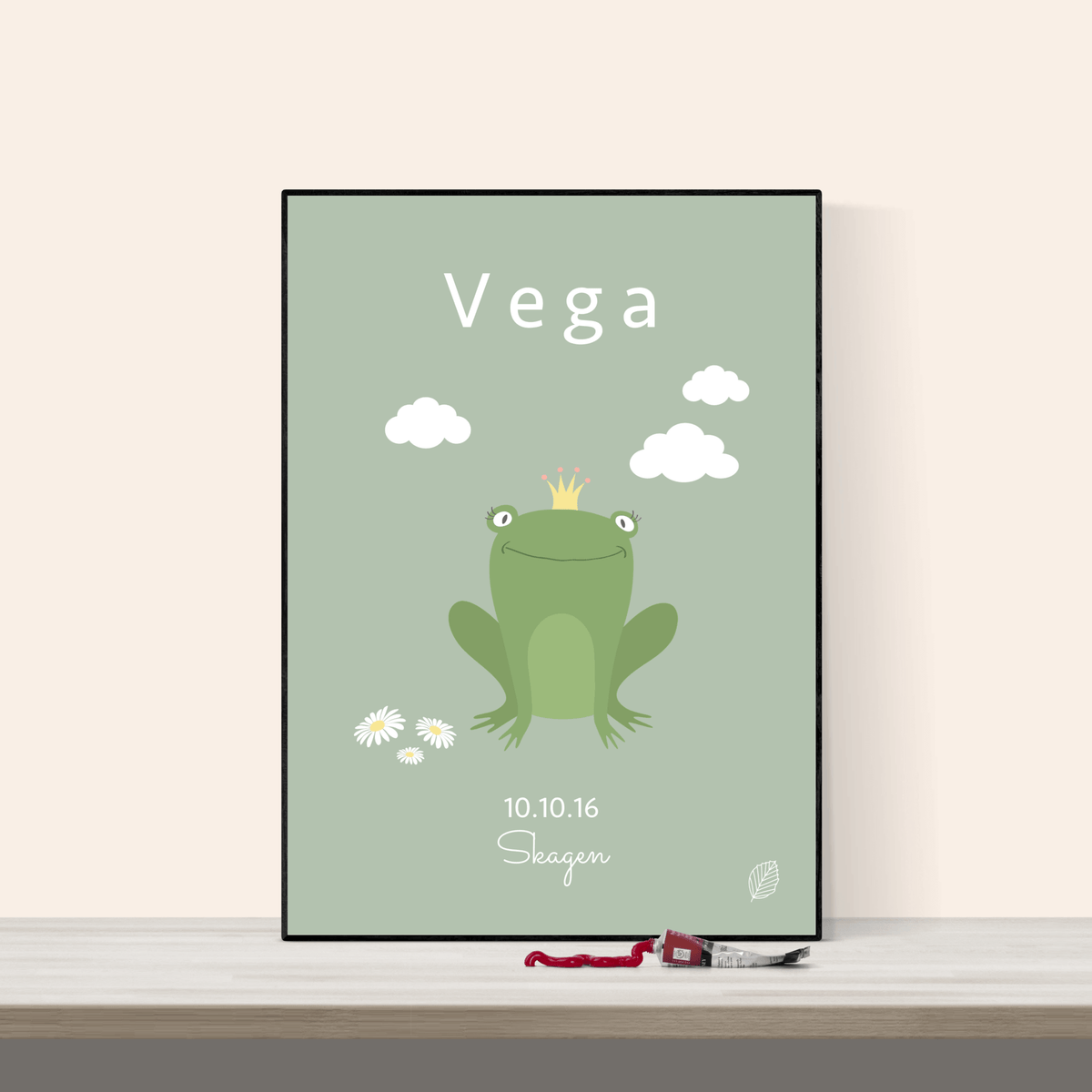 Personlig plakat med grøn frø i 30x40 cm i ramme Natur Eg