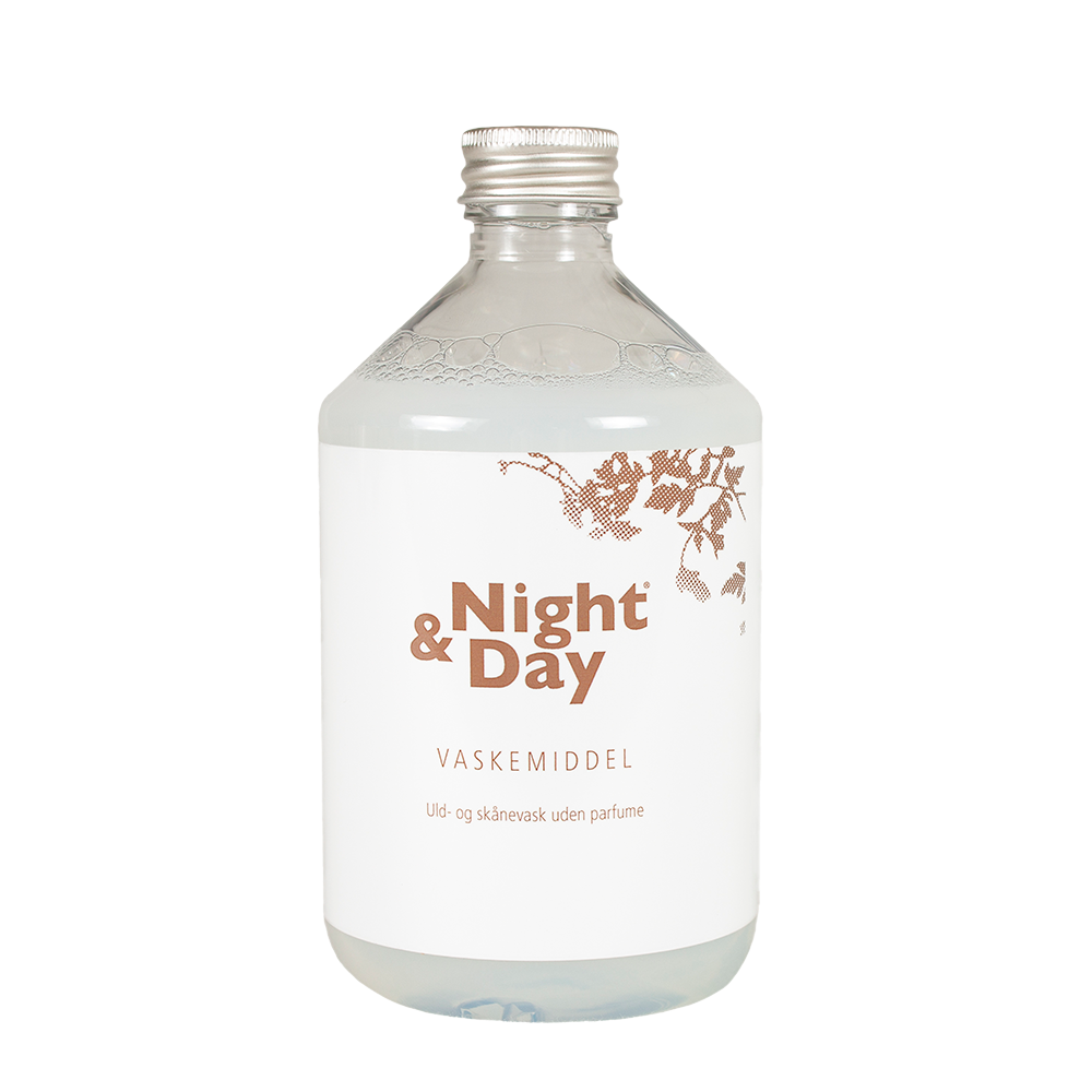Se Night og Day Vaskemiddel til dun og uld 500 ml. ❤ Kæmpe udvalg i Night og Day - Køb online på udsalg og tilbud lige nu ❤ Billig fragt og hurtig levering - Varenummer: HomeFeeling-127 og barcode / Ean: 5703288105560 på lager - Udsalg på Tilbehør og pleje - Gaveidé under 100 kr. Spar helt op til 57% - 2.739 kendte brands til outletpriser