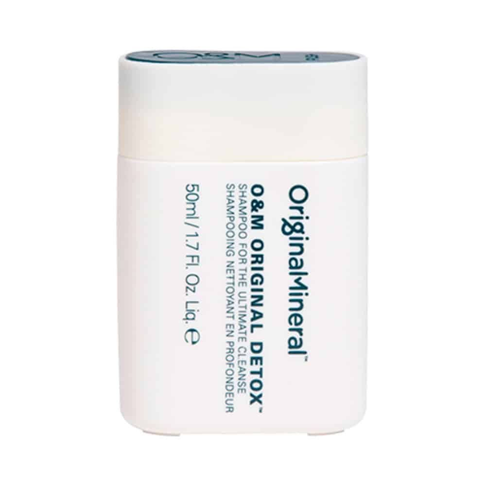 Lille flaske O&M Original Detox Shampoo i 50 ml rejsestørrelse