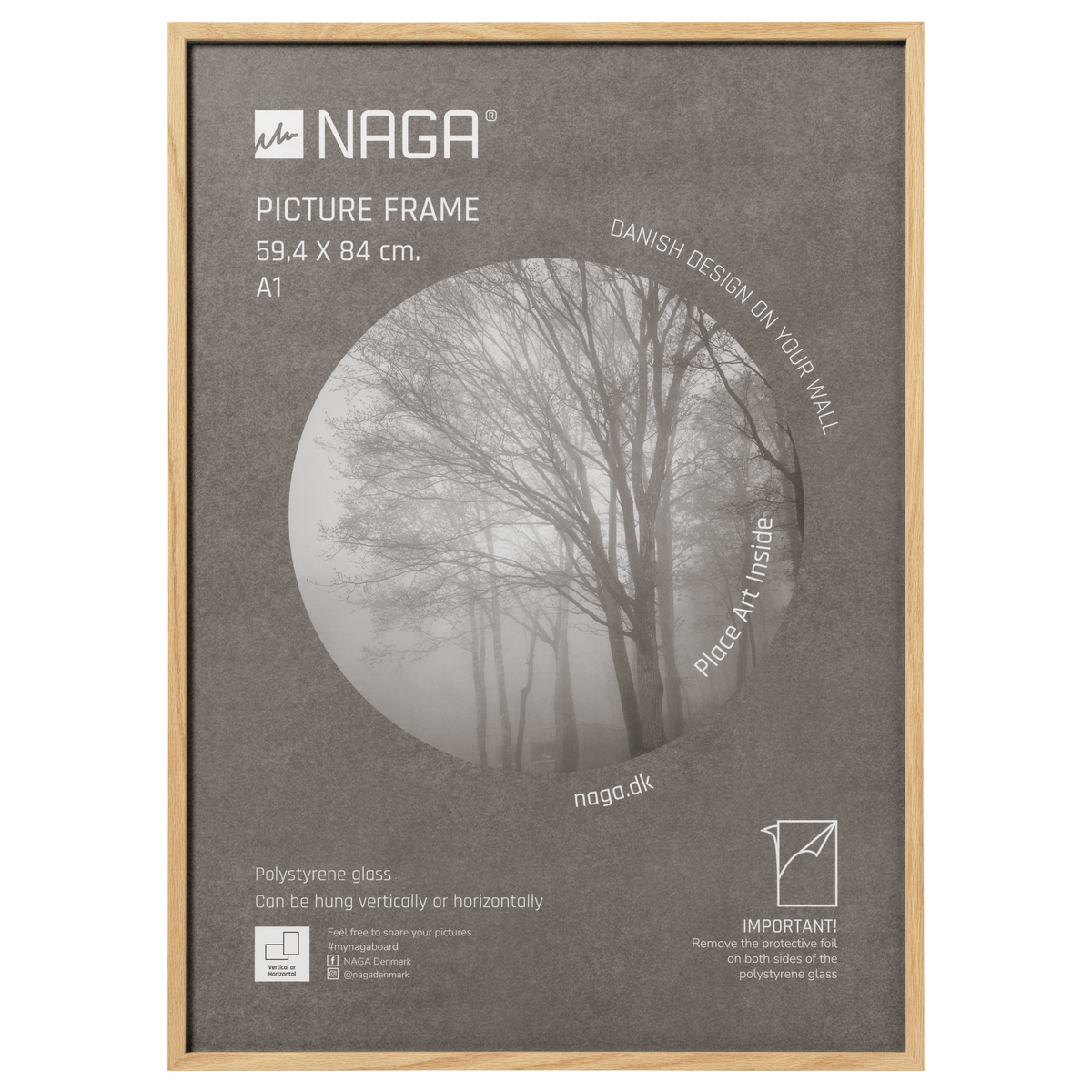 Naga A1 plakatramme i massivt egetræ til plakat på 59,4 x 84,1 cm med plexiglas