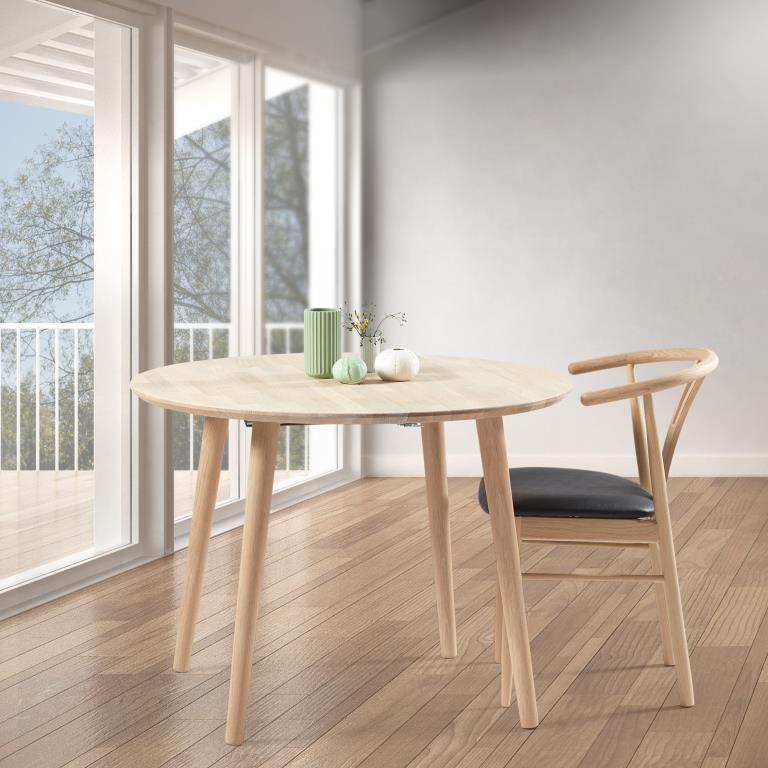 Se DT 100 - Rundt spisebord ø 100 cm. med 2 tillægsplader, i massiv eg Sæbebehandlet ❤ Kæmpe udvalg i 3-nordic - Køb online på udsalg og tilbud lige nu ❤ Meget billig fragt og hurtig levering - Varenummer: 3-nordic-1618-3377 og barcode / Ean: på lager - Udsalg på Spisestue - Spiseborde - Nordiske designs - enkelt, tidløst og elegant Store besparelser – op til 71% - Store besparelser på over 2.739 brands