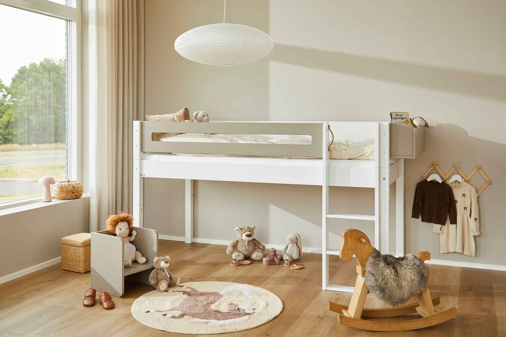 Se Manis-HÂ Frej Halvhøj seng med design sengehest - 160 cmÂ -Â 90x160 ❤ Kæmpe udvalg i Manis-H - Køb online på udsalg og tilbud lige nu ❤ Lav fragtpris og hurtig levering - Varenummer: Boboonline-124425 og barcode / Ean: på lager - Udsalg på Møbler,Senge og madrasser Spar stort – op til 71% - Over 2.739 brands med kæmpe udsalg
