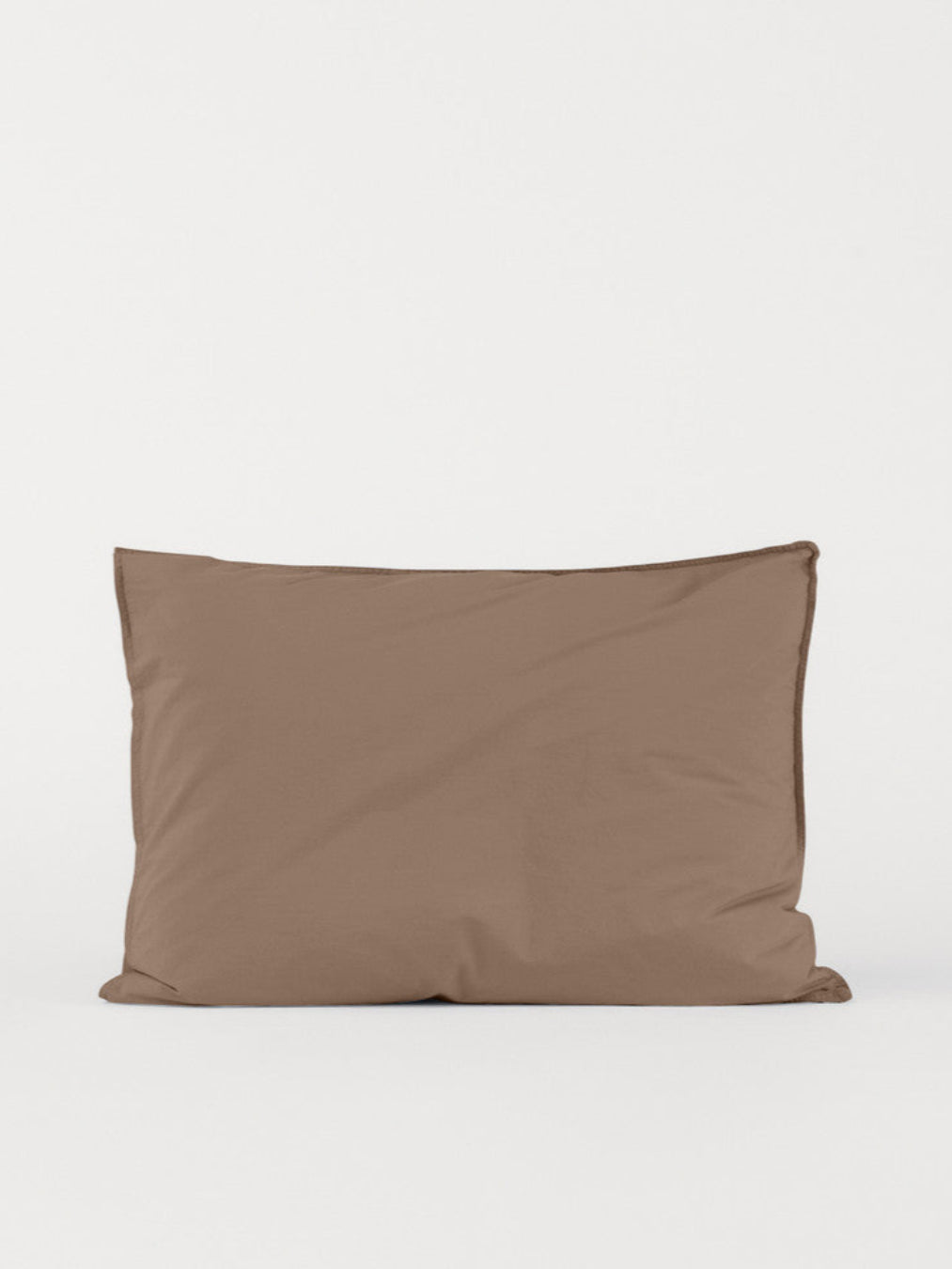 DAWN pudebetræk 50x70 cm i Mocha Brown af økologisk bomuldspercale
