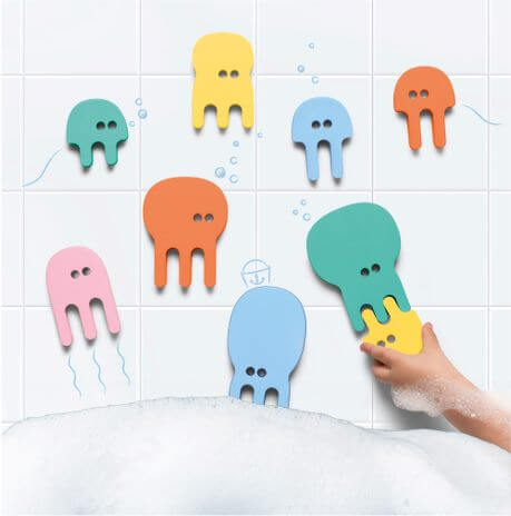 Puslespil til badet med ti vandmænd fra Quut