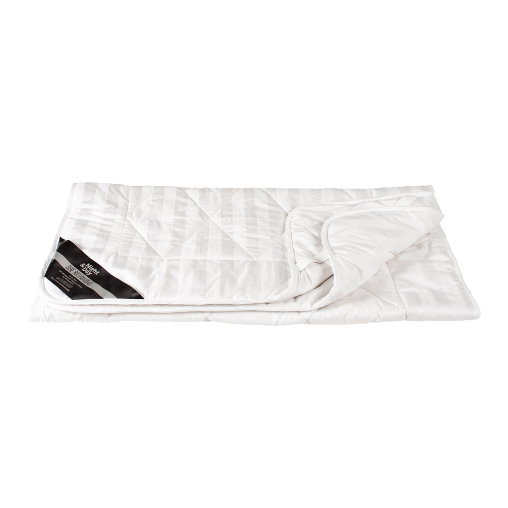 Se Night og Day NOR Rullemadras silke - 90x200 cm ❤ Kæmpe udvalg i Night og Day - Køb online på udsalg og tilbud lige nu ❤ Billig fragt og hurtig levering - Varenummer: HomeFeeling-2430 og barcode / Ean: 5703288039513 på lager - Udsalg på Madrasser - Rullemadras Op til 63% rabat - Mere end 1.329 populære mærker på udsalg