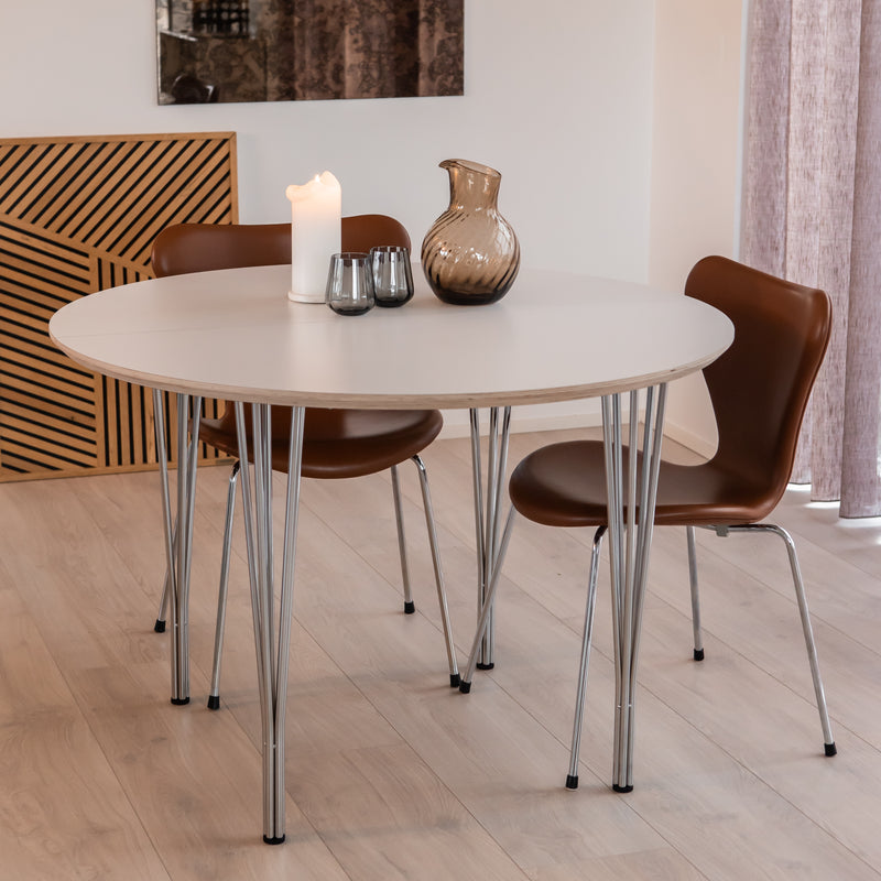 Se billigt tilbud på DT 100 rundt spisebord med tillægsplade i hvid laminat. 4 størrelser. Spar op til 67%. Hurtig levering. Køb nu!