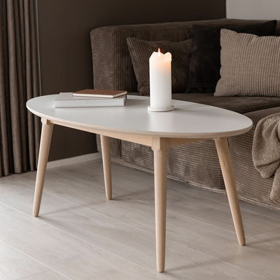 Se tilbud på CT 10 sofabord - billigt! Hvid laminat, eg stel. Nordisk design, elegant. Spar op til 67%. Hurtig levering, billig fragt.