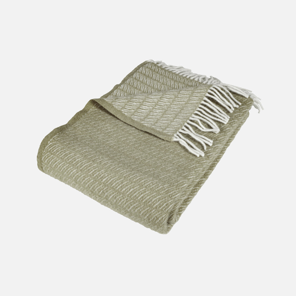 Se Arctic SAGA Olive uldplaid ❤ Kæmpe udvalg i Arctic - Køb online på udsalg og tilbud lige nu ❤ Hurtig levering til lave fragtpriser - Varenummer: HomeFeeling-1993 og barcode / Ean: 5703288091221 på lager - Udsalg på Plaider - Uldplaid - Alle plaider Få op til 69% i rabat - Find over 1.798 brands på udsalg