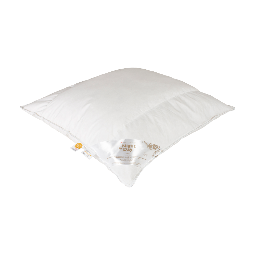 Se Night og Day SINUS Dunpude 60x63 cm ❤ Kæmpe udvalg i Night og Day - Køb online på udsalg og tilbud lige nu ❤ Billig fragt • Hurtig levering - Varenummer: HomeFeeling-618 - Udsalg på Hovedpuder - Dunpuder - Alle hovedpuder Spar stort – op til 59% - Over 2.739 brands med kæmpe udsalg