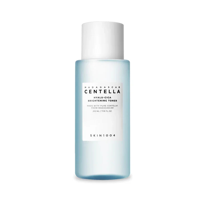Flaske med SKIN1004 Hyalu-Cica Brightening Toner, 210 ml