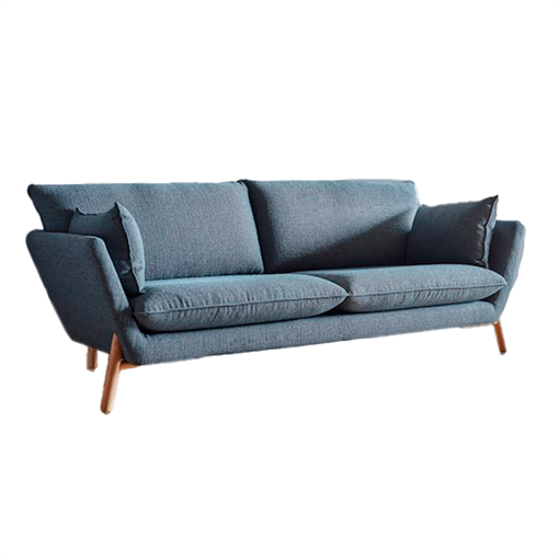 Freja 3-personers sofa i grå stof med skrå armlæn og egetræsben fra Nordly