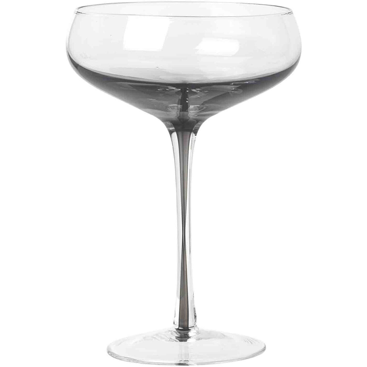 Mundblæst Smoke cocktailglas fra Broste Copenhagen med røggrå farve i bunden
