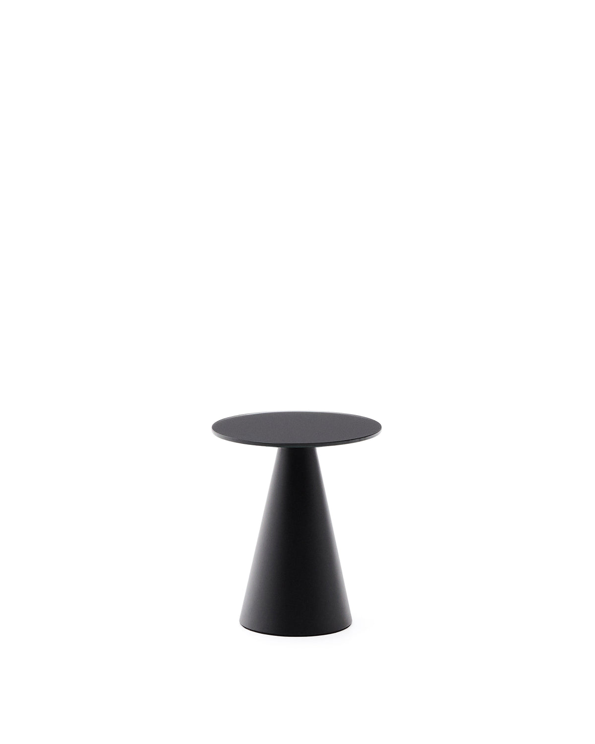 Se KAVE HOME Wilshire sidebord, rund - matteret hærdet glas og mat sort stål (Ø35) ❤ Kæmpe udvalg i Kave Home - Køb online på udsalg og tilbud lige nu ❤ Meget billig fragt og hurtig levering: 1 - 2 hverdage - Varenummer: Boboonline-118298 og barcode / Ean: 8433840995632 på lager - Udsalg på Møbler,Borde,Hjørneborde og sideborde,
Møbler,
Borde,
Glasborde,
Dagligstue,
Borde ti Spar op til 51% - Over 785 kendte brands på udsalg