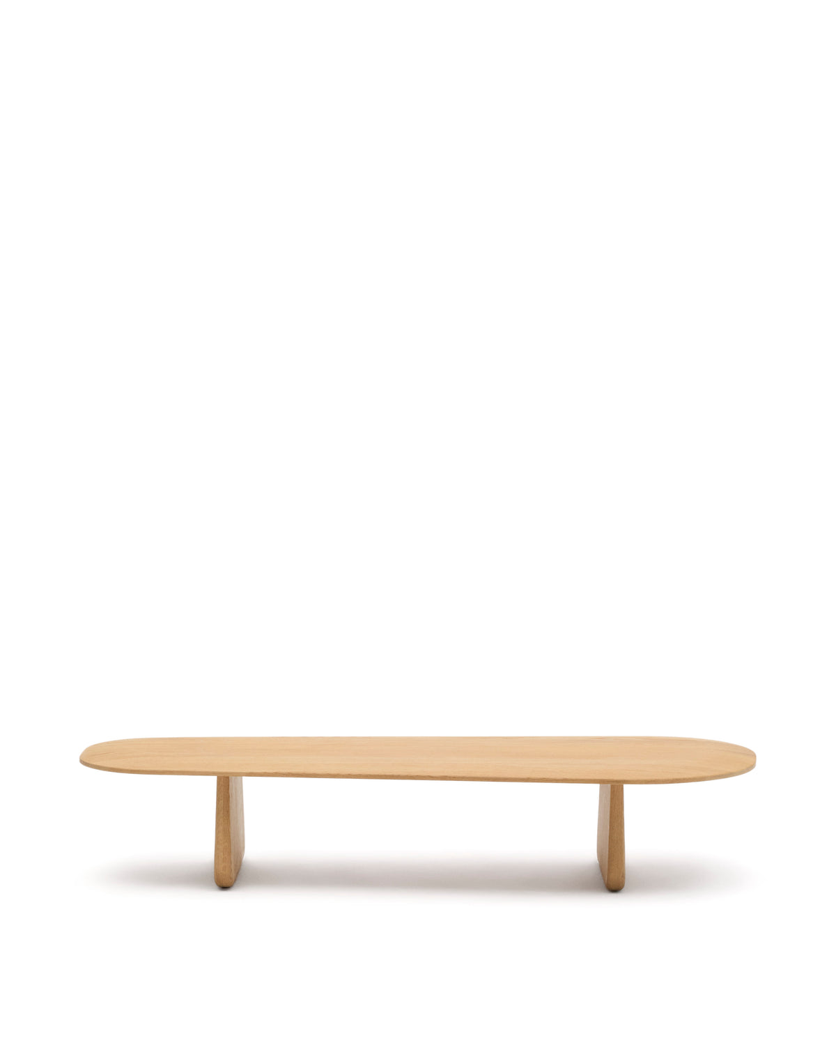 Sofabord Pirita fra Kave Home i natur egetræ, 146 x 64 cm