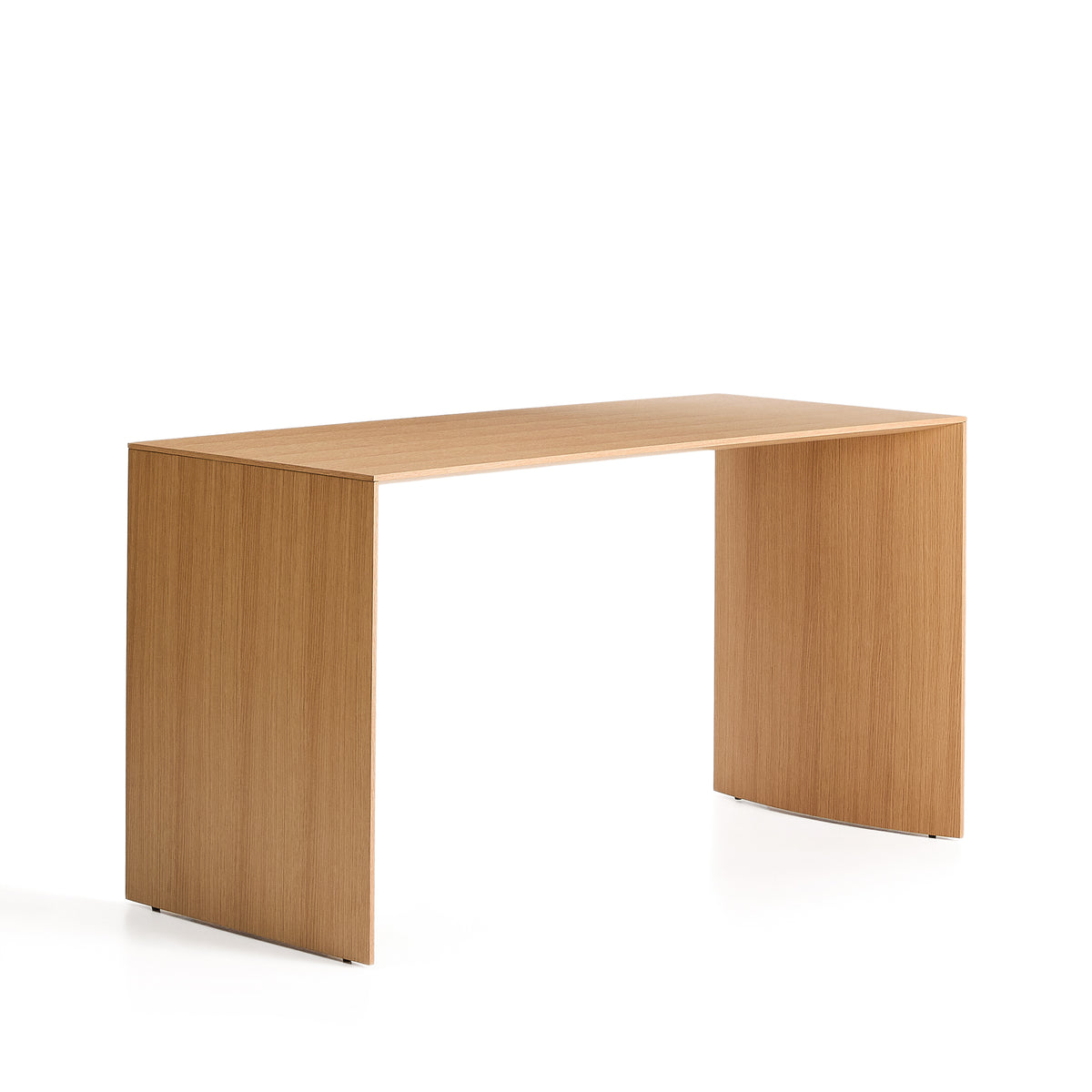 Rektangulært skrivebord fra Kave Home, Litto, i natur egetræsfinér, 140 x 60 cm