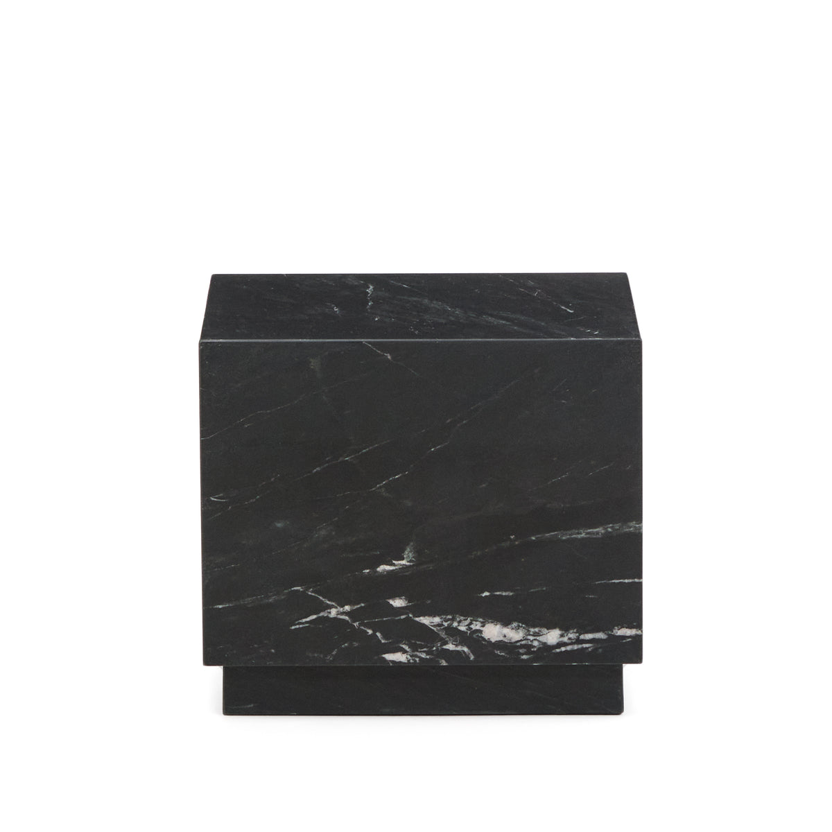 Kave Home Sorein kvadratisk sidebord i sort marmor, 40x40 cm