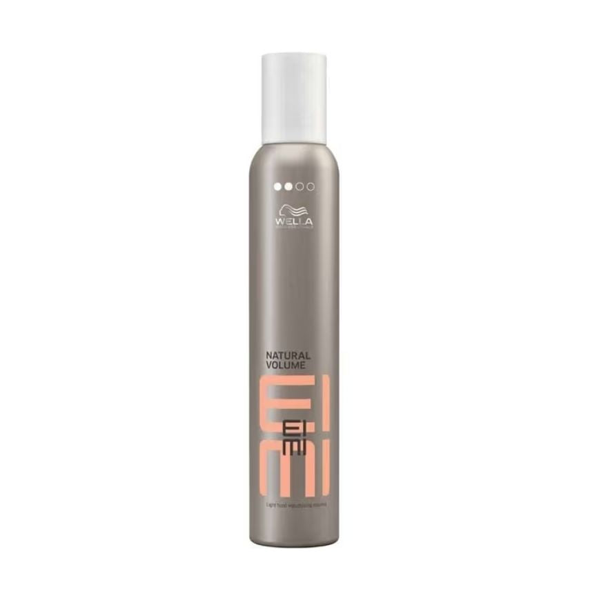 Wella Natural Volume Light Hold volumenmousse i stor 500 ml beholder