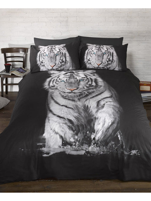 Se White Tiger Sengetøj ✔ Kæmpe udvalg i Bolig Magasin - Køb online på udsalg og tilbud lige nu ✔ Super billig fragt og lynhurtig levering - Varenummer: MMAction-168448 og 5027491217729 på lager - Udsalg på Sengetøj med dyr Spar stort – op til 53% - Eksklusivt udsalg på over 2.739 mærker