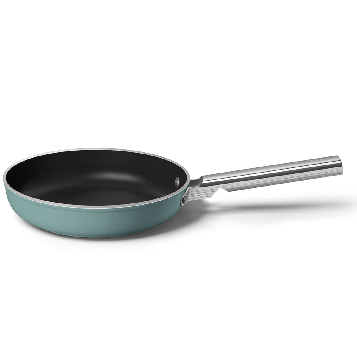 Smeg stegepande med diameter på 24 cm i farven emerald green