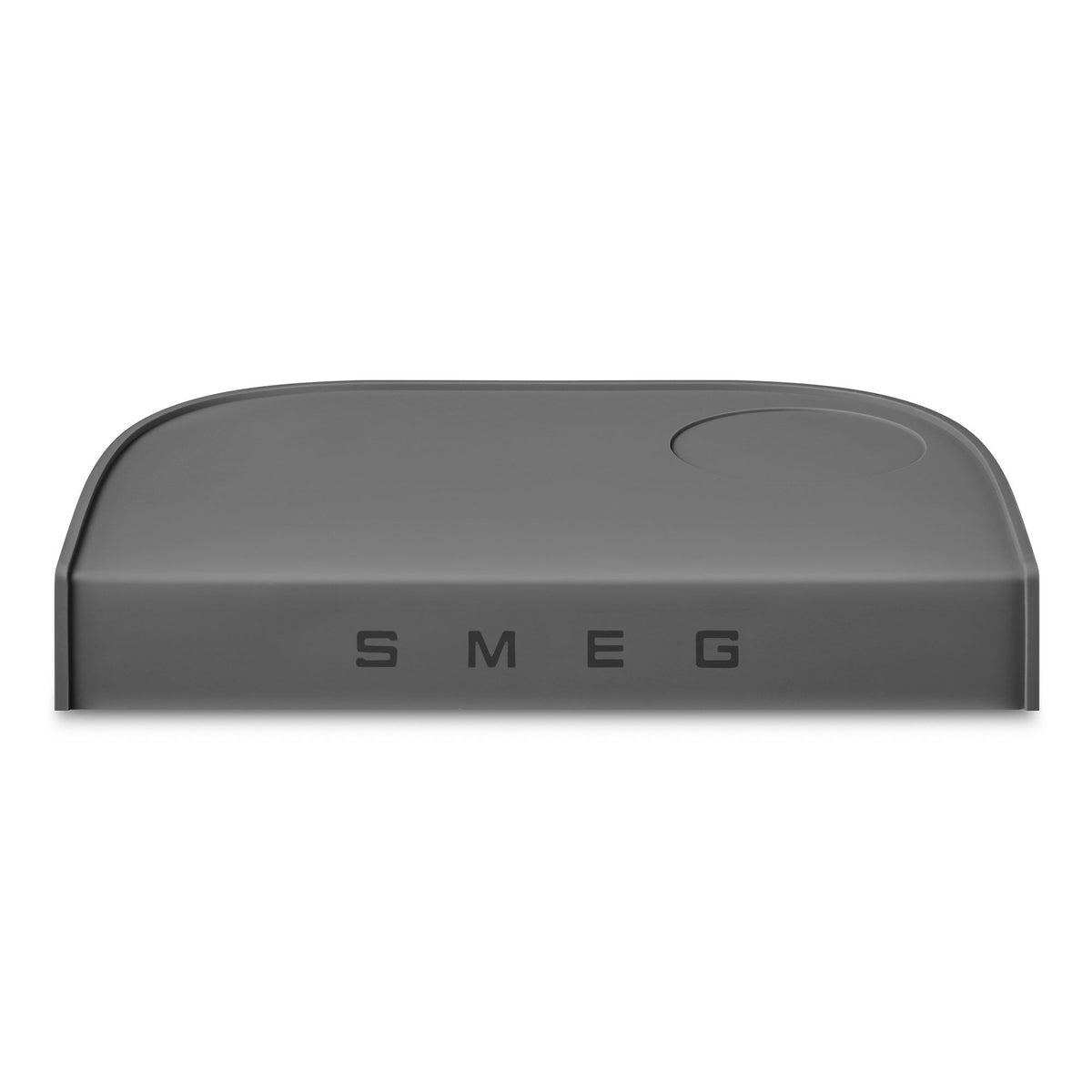 Grå tampermåtte i silikone fra Smeg til tampning af espresso