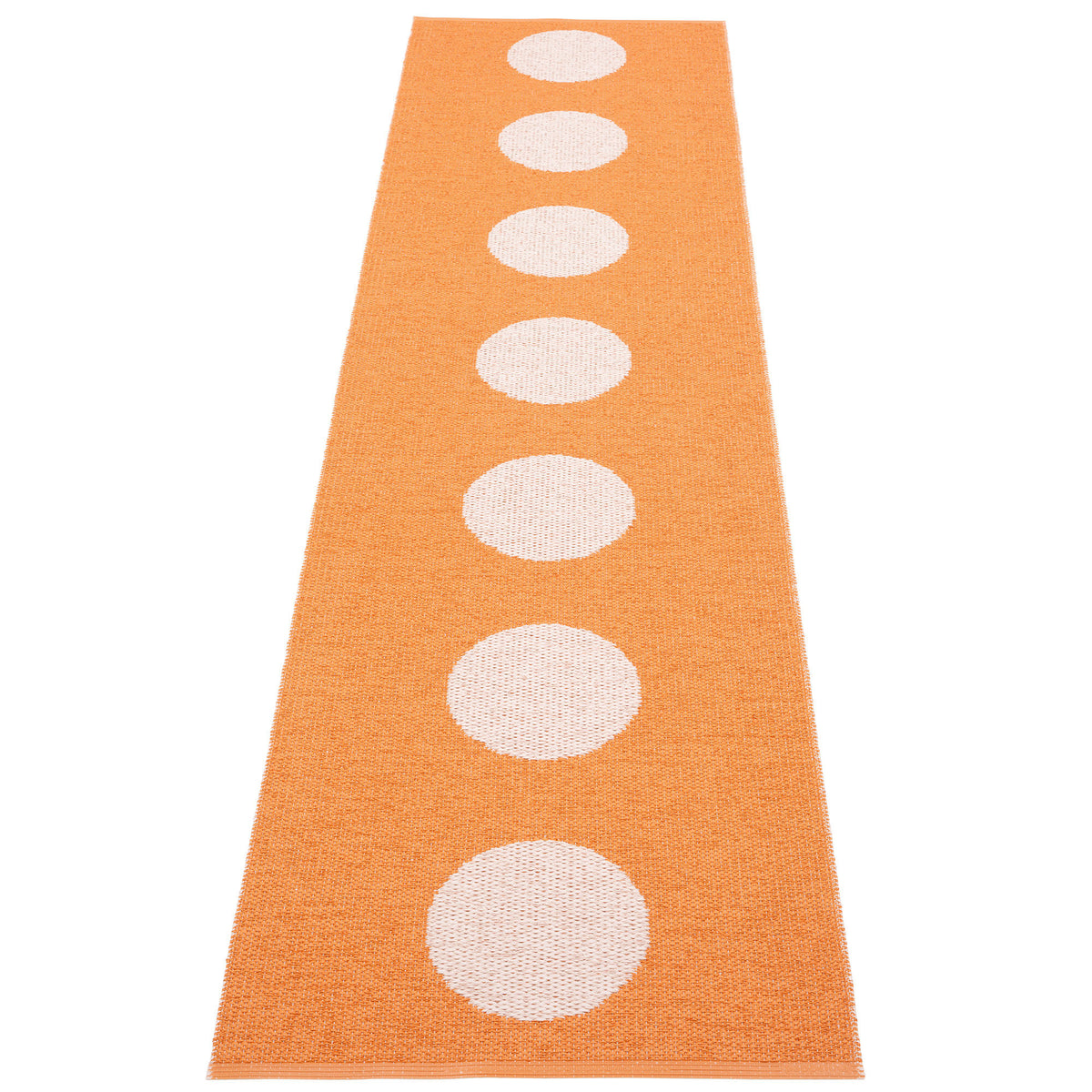Pappelina Vera Pop løber 70 x 280 cm i orange og pink med cirkelmønster
