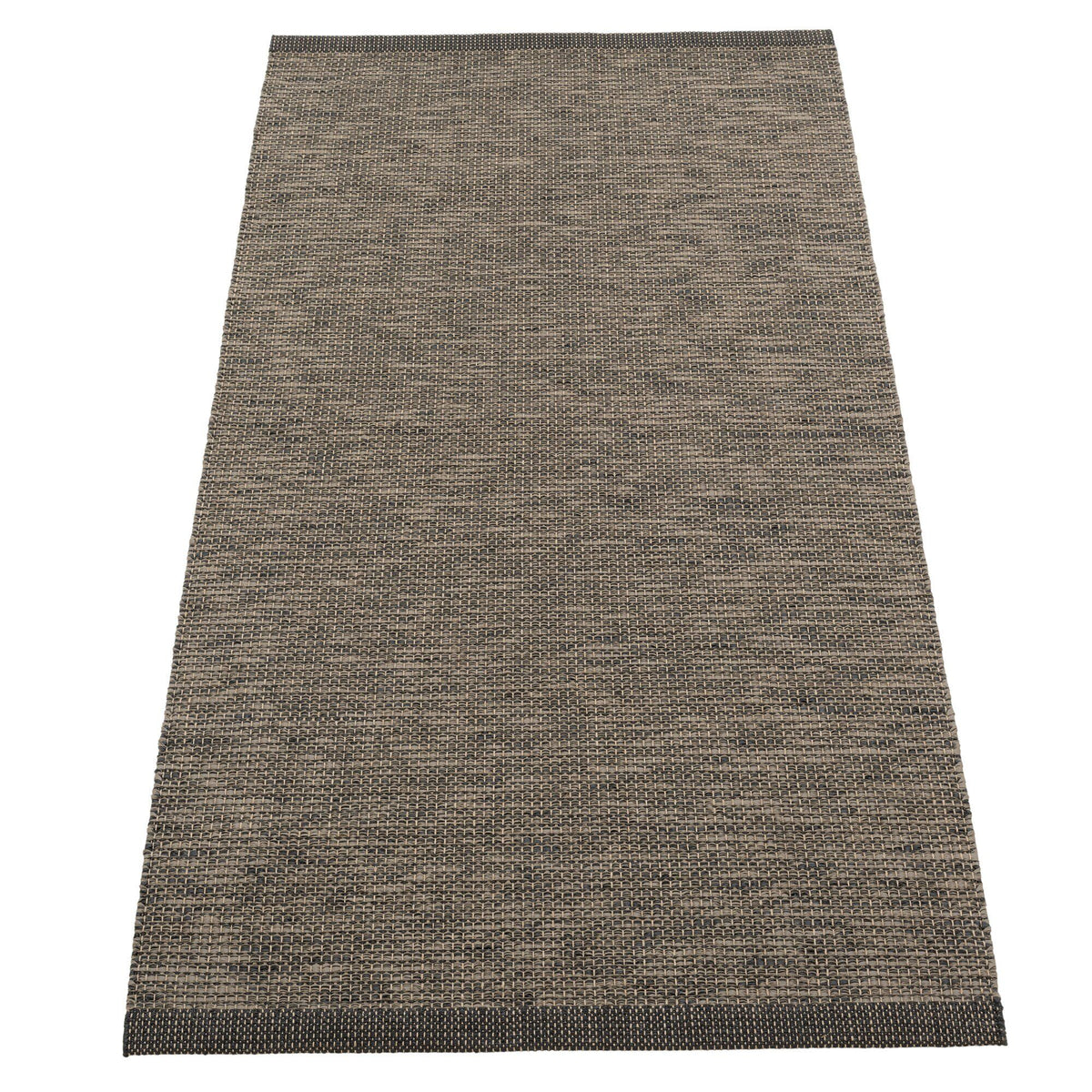 Pappelina Sam gulvtæppe i farven black/walnut, 150 x 70 cm, i hør og PVC