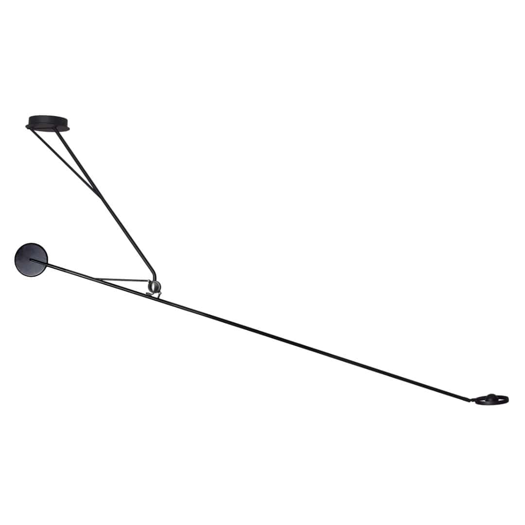 DCW Editions Aaro loftlampe i sort designet af Simon Schmitz