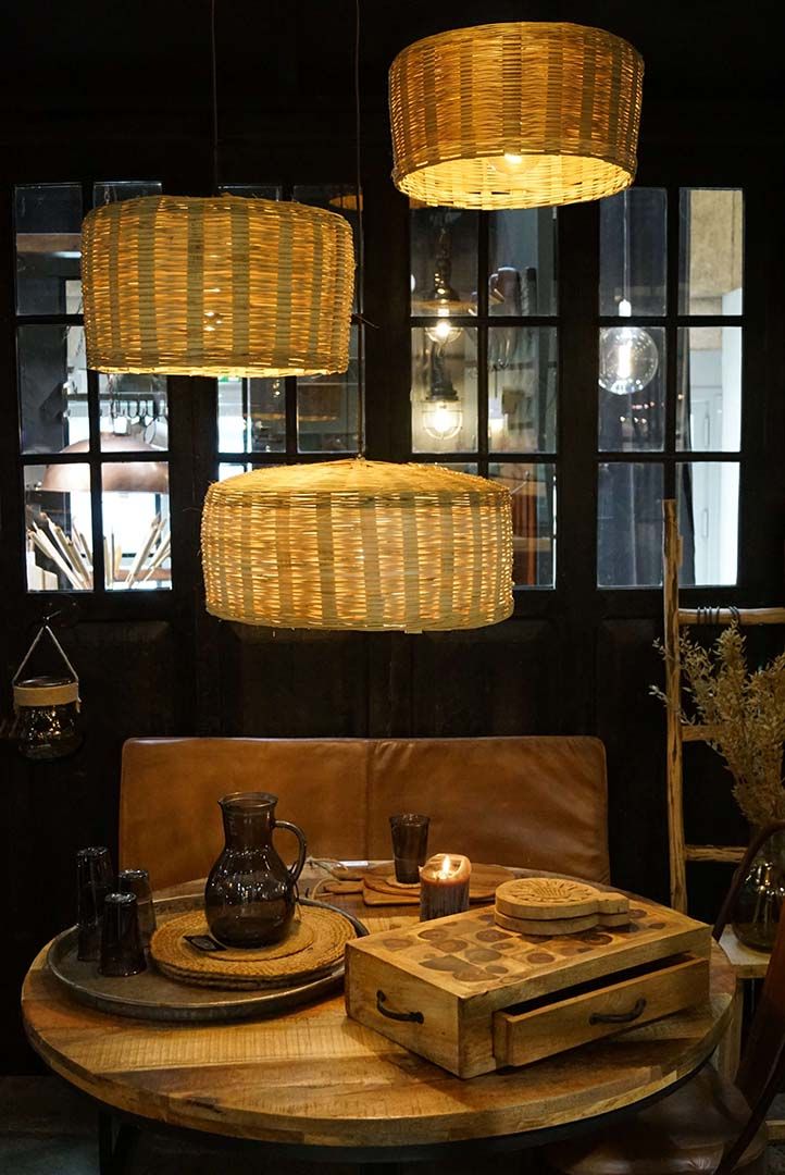 Se Trademark Living Natura loftlampe i naturfarvet bambus ❤ Kæmpe udvalg i Trademark Living - Køb online på udsalg og tilbud lige nu ❤ Lav fragtpris og hurtig levering - Varenummer: Bolig&Haven-47671240360266 og barcode / Ean: 5740002211909 på lager - Udsalg på Få op til 69% i rabat - Over 1.798 brands samlet på udsalg