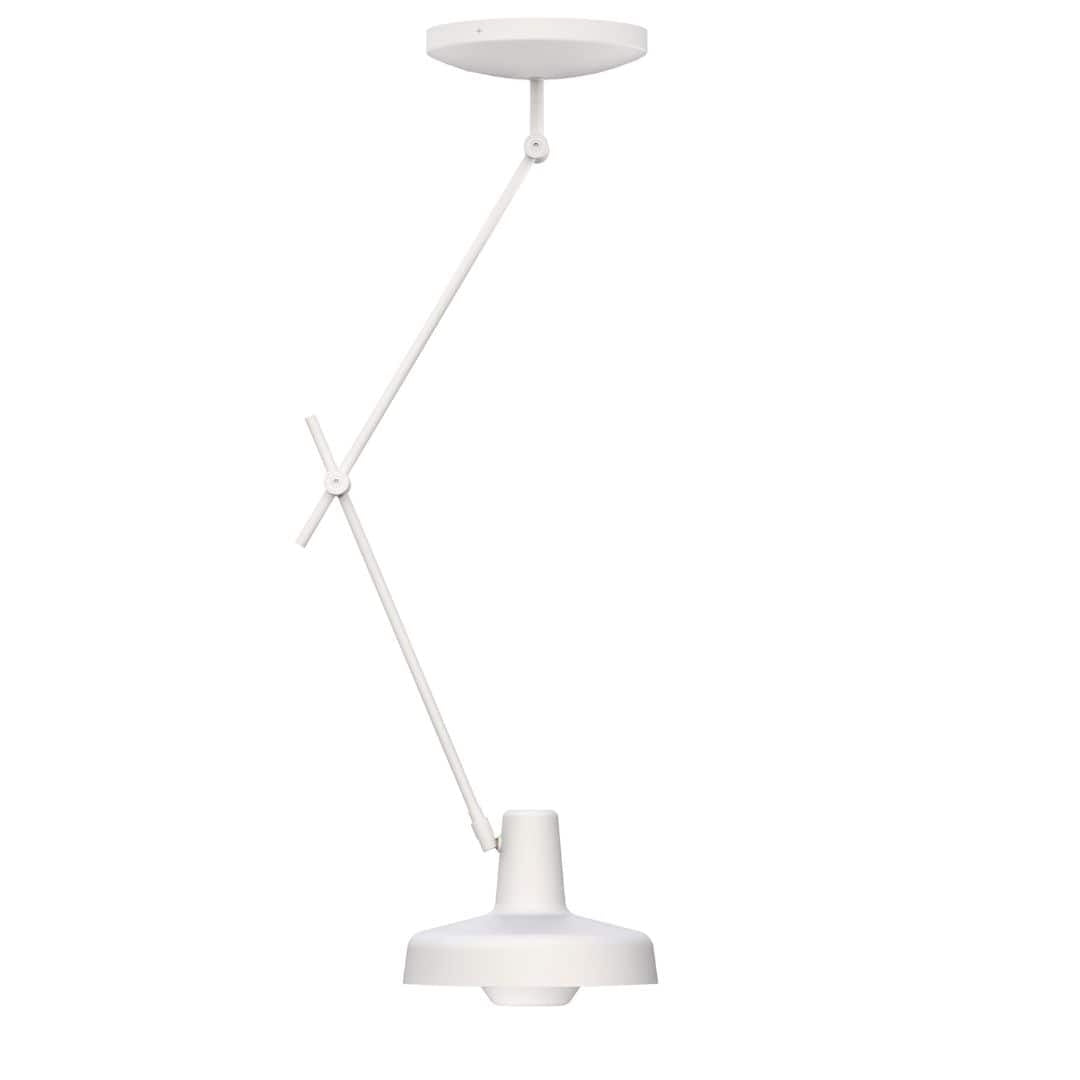 Hvid Arigato justerbar loftlampe fra Grupa Products