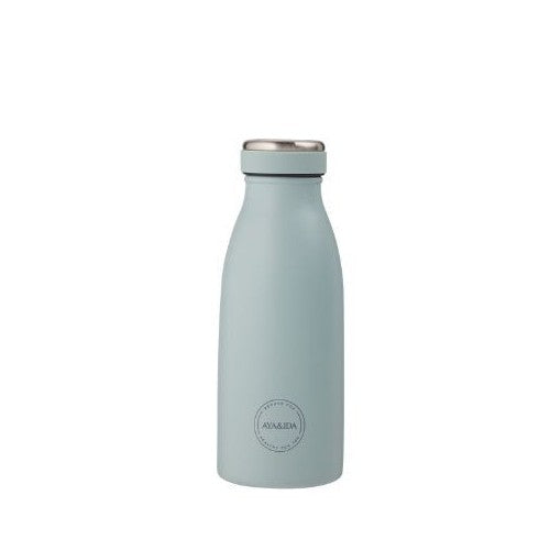 Mintgrøn drikkeflaske i rustfrit stål fra Aya&Ida med låg, 350 ml