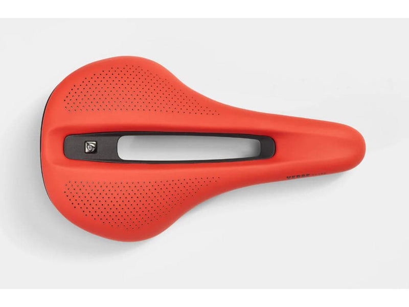 Se Bontrager Verse Short Elite - Sadel road - 250x145mm - Rød ✔ Kæmpe udvalg i  Bontrager ✔ Hurtig levering: 1 - 2 Hverdage samt billig fragt - Varenummer: CKP-601842766507 og barcode / Ean: &