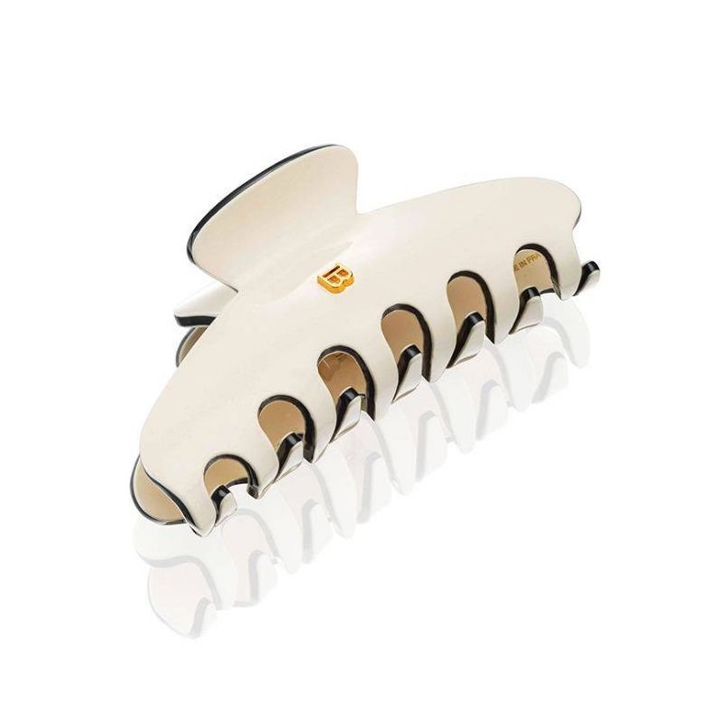 Balmain large clawclip i hvid celluloseacetat med sort kant og forgyldt B-logo