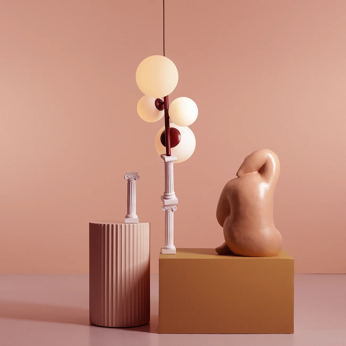 Se Dizzy - Loftlampe i vinrød metal og hvidt glas ❤ Kæmpe udvalg i 3-nordic - Køb online på udsalg og tilbud lige nu ❤ Super billig fragt og lynhurtig levering - Varenummer: 3-nordic-8745 og barcode / Ean: på lager - Udsalg på Lamper - Loftlamper - pendler - Hjørnelamper Op til 63% rabat - Over 1.329 brands på online udsalg
