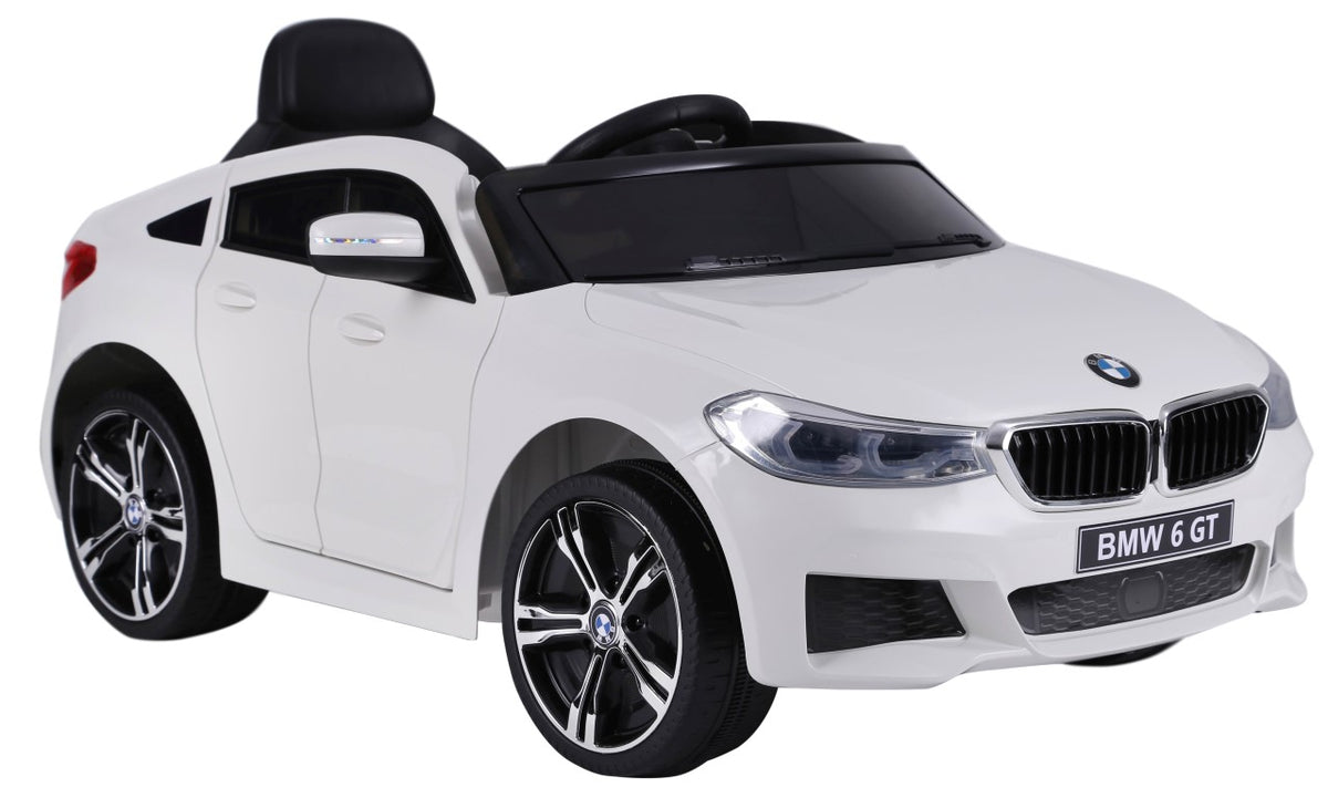 Se BMW 6 GT elbil til børn 12v Hvid m/Gummihjul, 2.4G Remote, Lithium ✔ Kæmpe udvalg i Megaleg - Køb online på udsalg og tilbud lige nu ✔ Hurtig levering til lave fragtpriser - Varenummer: MMAction-28328 og 5712548283283 på lager - Udsalg på Elbiler til Børn 10-12V (2 x motor) Spar stort – op til 53% - Over 2.739 mærker med kæmpe udsalg