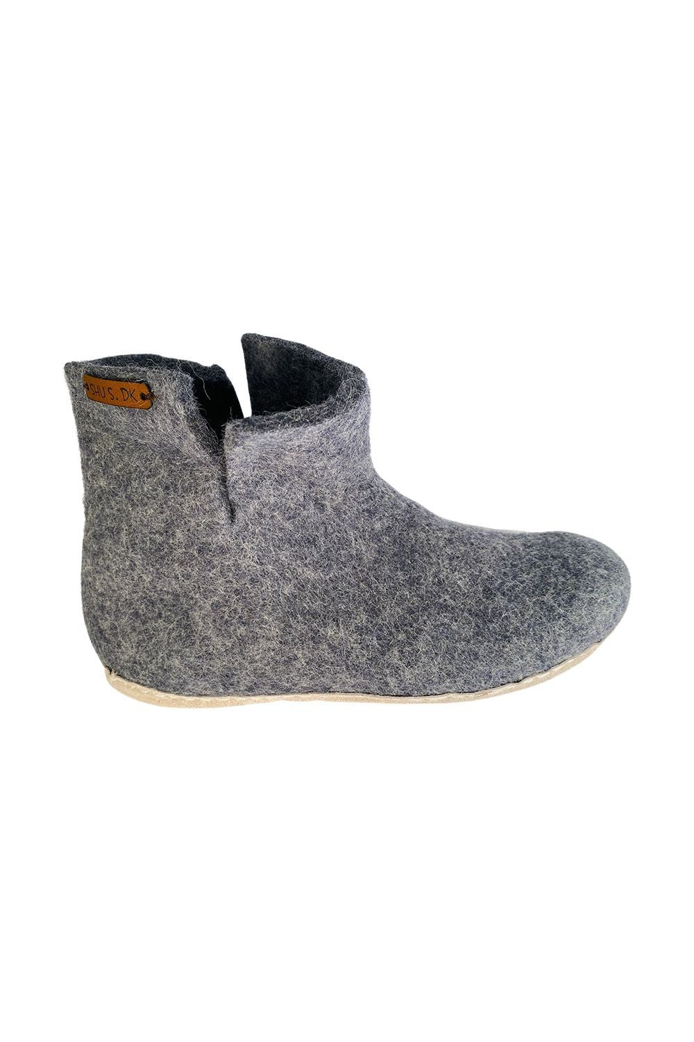 Se Uldstøvle (100% ren uld) - Model Denim m/sål i skind - 37 ✔ Kæmpe udvalg i Satana - Køb online på udsalg og tilbud lige nu ✔ Billig fragt og hurtig levering - Varenummer: Satana-44298240917582 på lager - Udsalg på Sundhed > Mave og fordøjelse > Vegansk Få op til 63% i rabat - Shop udsalg fra mere end 1.798 mærker