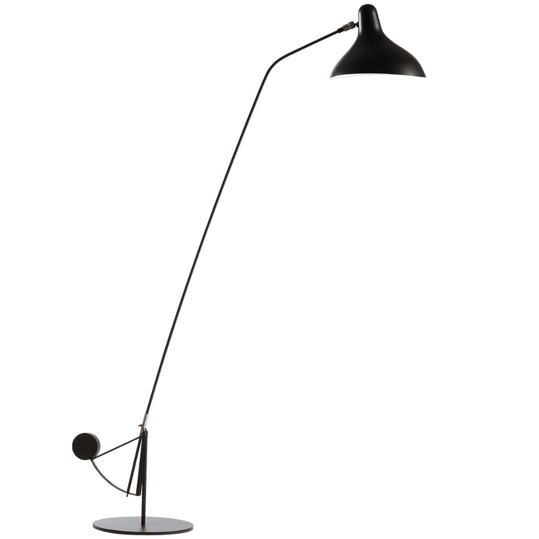 Sort Mantis BS1 gulvlampe med rund base designet af Bernard Schottlander