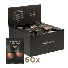 Æske med mini-flowpacks Classic Caramel-lakrids fra Lakrids by Bülow