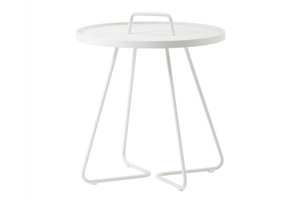 Se Cane-line On-the-move sidebord, Stor, White ✔ Kæmpe udvalg i KopK ✔ Hurtig levering: 1 - 2 Hverdage samt billig fragt - Varenummer: HML-DK1860 og barcode / Ean: &