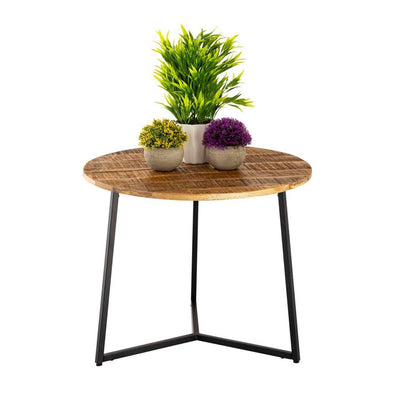 Se billigt tilbud på rundt sofabord i massivt træ (56cm). Stuebord, sidebord La Palma med metalstel i sort. Udsalg på møbler - Spar op til 55%! Hurtig levering (1-2 hverdage) & billig fragt.