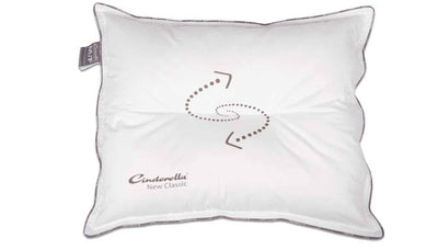 Se tilbud på Cinderella New Classic Hovedpude - Small 60 x 70! Billigt udsalg på Eurodun. Køb online nu. Hurtig levering: 1-2 hverdage. Varenummer: CADEC-ED.C.PU.CIN-6070S. Spar op til 54%.