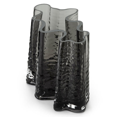 Se Cooee Design Gry Wide vase, 19 cm, smoke ✔ Kæmpe udvalg i Cooee Design ✔ Hurtig levering: 1 - 2 Hverdage samt billig fragt - Varenummer: KTO-TH-05-02-SM og barcode / Ean: '7350057809174 på lager - Udsalg på Vase Spar op til 66% - Over 1160 kendte mærker på udsalg