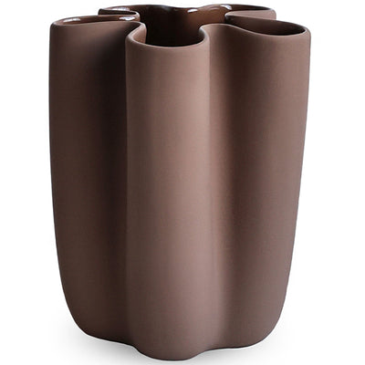 Se Cooee Design Tulipa vase, 20 cm, hazelnut ✔ Kæmpe udvalg i Cooee Design ✔ Meget billig fragt og hurtig levering: 1 - 2 hverdage - Varenummer: KTO-HI-059-01-HN og barcode / Ean: '7350057808986 på lager - Udsalg på Vase Spar op til 56% - Over 1124 kendte brands på udsalg