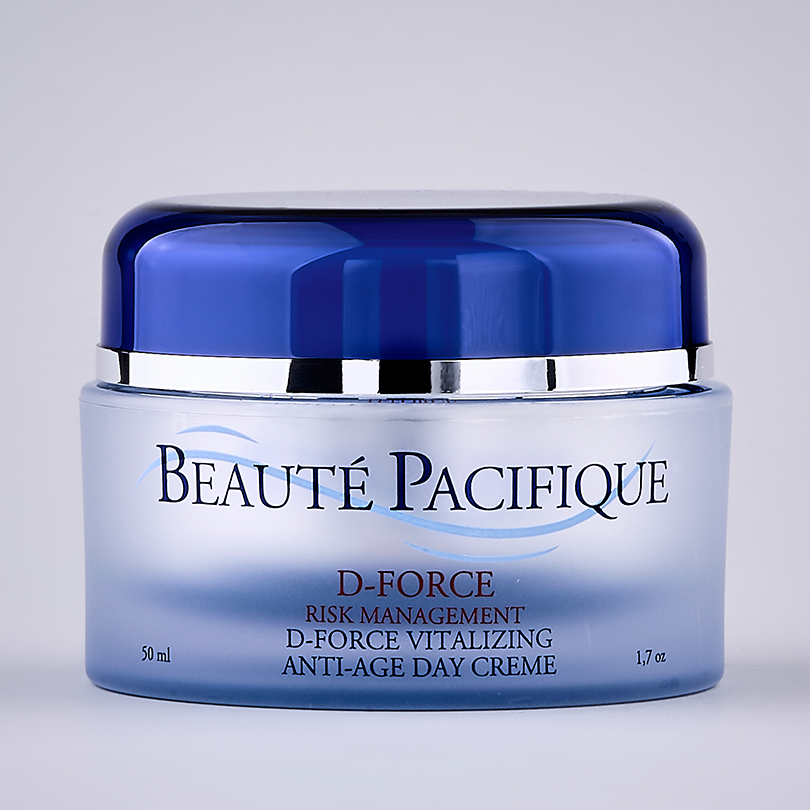 Se Beauté Pacifique D-Force Risk Management Dagcreme 50 ml. ✔ Kæmpe udvalg i Beaute Pacifique - Køb online på udsalg og tilbud lige nu ✔ Super billig fragt og lynhurtig levering - Varenummer: Helsegrossisten-17344 og 5705676001102 på lager - Udsalg på Personlig pleje > Ansigt > Spar stort – op til 53% - Over 2.739 mærker med kæmpe udsalg